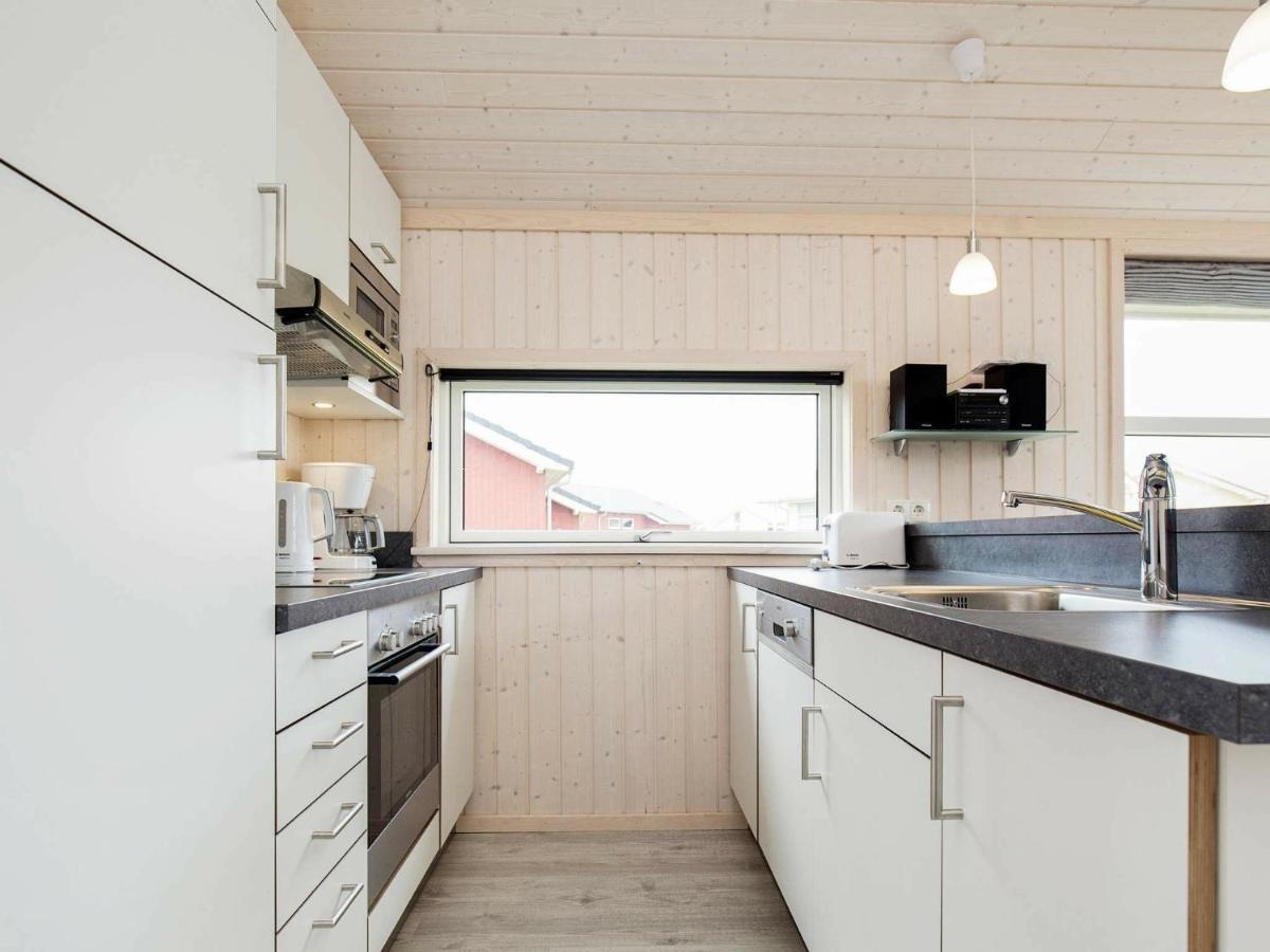 8 Person Holiday Home In Gro Enbrode Grossenbrode Exterior photo